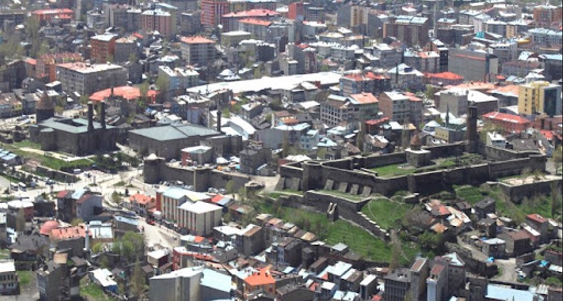 ERZURUM KÖPRÜKÖY ILICASU KÖYÜNDE 150M² ARSAMIZ SATILIKTIR - ERZURUM KÖPRÜKÖY fotoğraf 11
